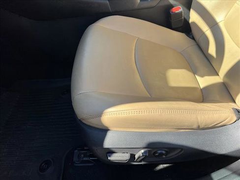 Certified 2023 Toyota RAV4 XLE Premium image 10