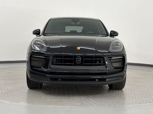 Certified 2024 Porsche Macan S AWD/4WD image 6