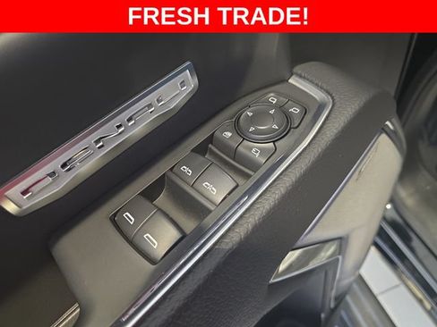 Used 2023 GMC Sierra 1500 Denali w/ Denali Reserve Package AWD/4WD image 11