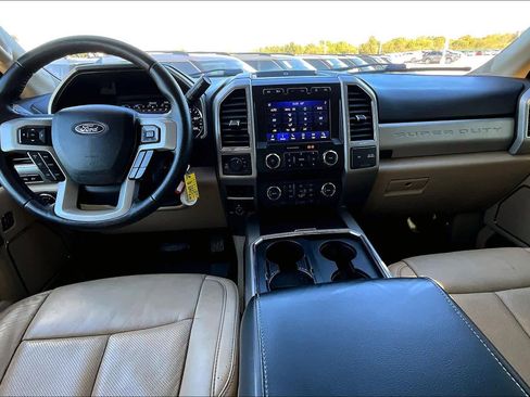 Used 2020 Ford F250 Lariat w/ Lariat Value Package image 14