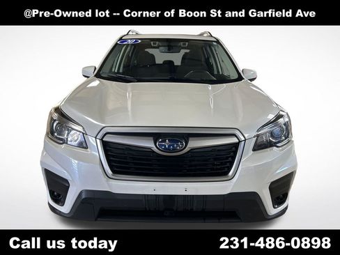 Used 2020 Subaru Forester Premium AWD/4WD image 8