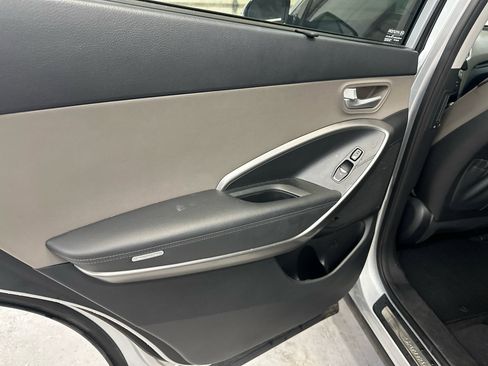 Used 2016 Hyundai Santa Fe Limited w/ Option Group 04 image 39