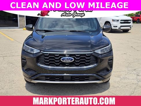 Used 2024 Ford Escape ST-Line image 8