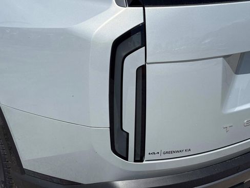 New 2027 Kia Telluride S FWD image 34