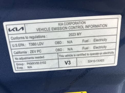 Used 2023 Kia EV6 GT-Line w/ GT-Line Suede Seat Package image 9