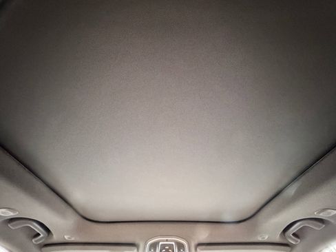 New 2025 Jeep Grand Cherokee Limited w/ Luxury Tech Group II AWD/4WD image 25