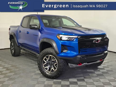 Used 2024 Chevrolet Colorado ZR2 w/ Technology Package AWD/4WD image 1