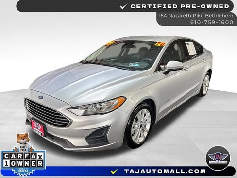 Used 2019 Ford Fusion SE FWD image 1