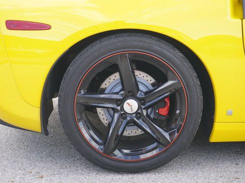 Used 2008 Chevrolet Corvette Coupe w/ Preferred Equipment Group RWD image 12