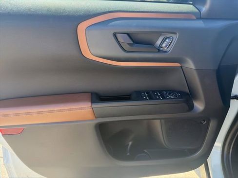 Used 2022 Ford Bronco Sport Outer Banks w/ Tech Package AWD/4WD image 19