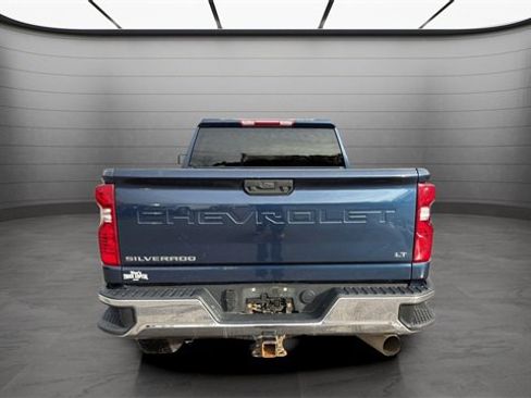 Used 2021 Chevrolet Silverado 2500 LT w/ Convenience Package image 7