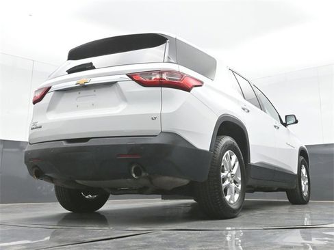Used 2018 Chevrolet Traverse LT image 49