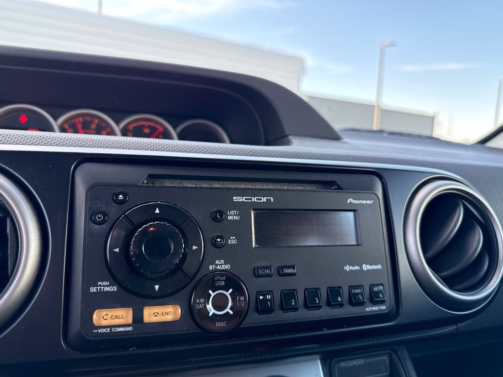 Used 2012 Scion xB FWD image 18