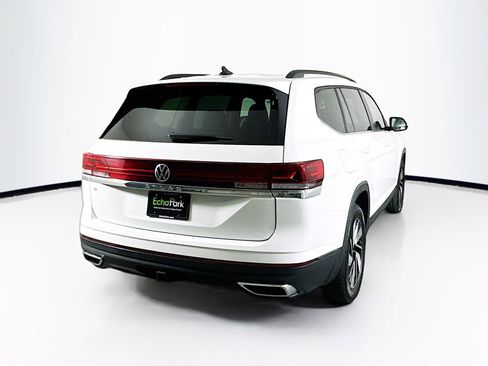 Used 2025 Volkswagen Atlas SE image 9