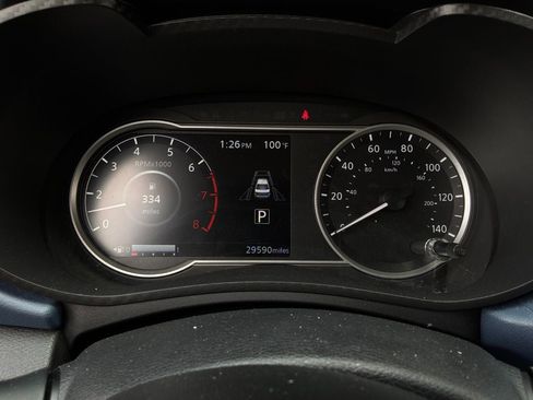 Used 2025 Nissan Versa SV FWD image 33