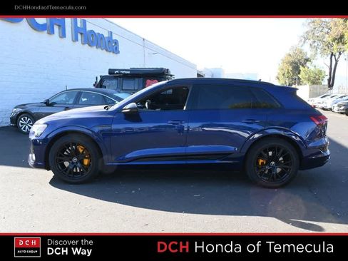 Used 2022 Audi e-tron Chronos AWD/4WD image 4