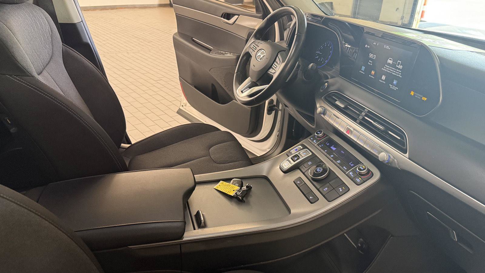Used 2020 Hyundai Palisade SEL w/ Convenience Package FWD image 26