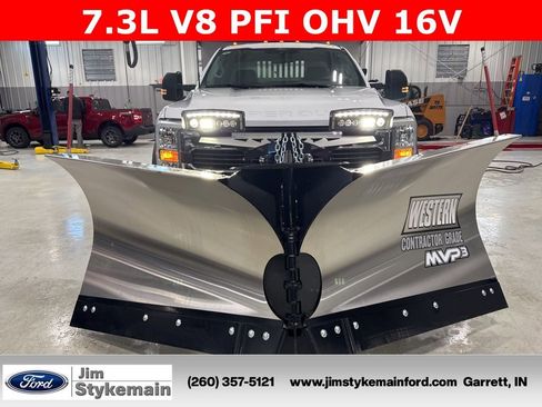 New 2026 Ford F450 XL w/ XL Chrome Package image 4