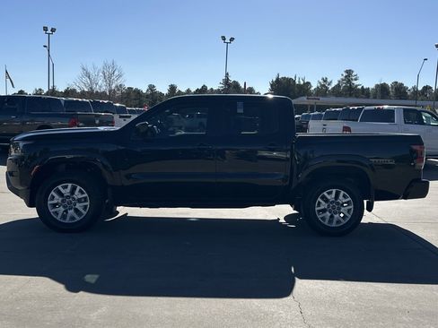 Used 2022 Nissan Frontier SV image 6