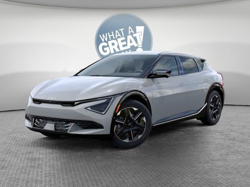 New 2026 Kia EV6 Wind AWD/4WD image 1