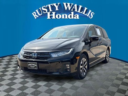 Used 2026 Honda Odyssey EX-L image 4
