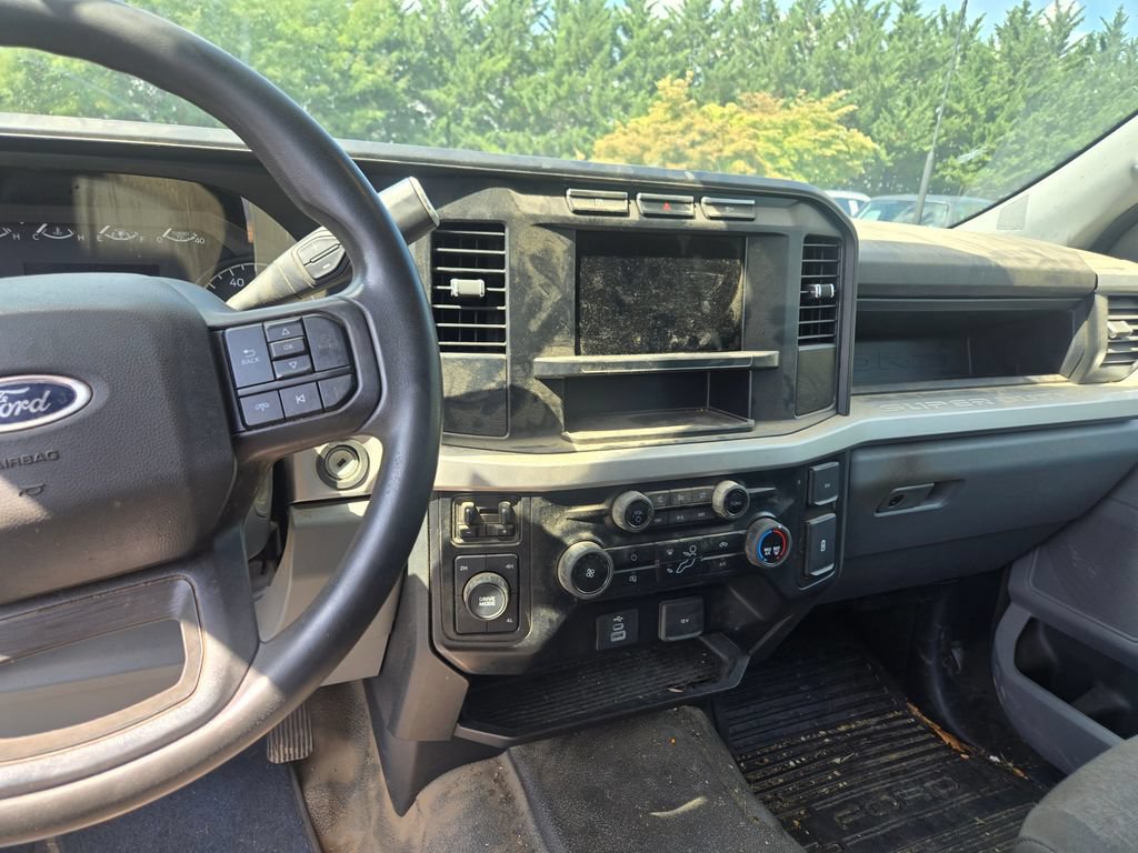 Used 2024 Ford F250 XL AWD/4WD image 38