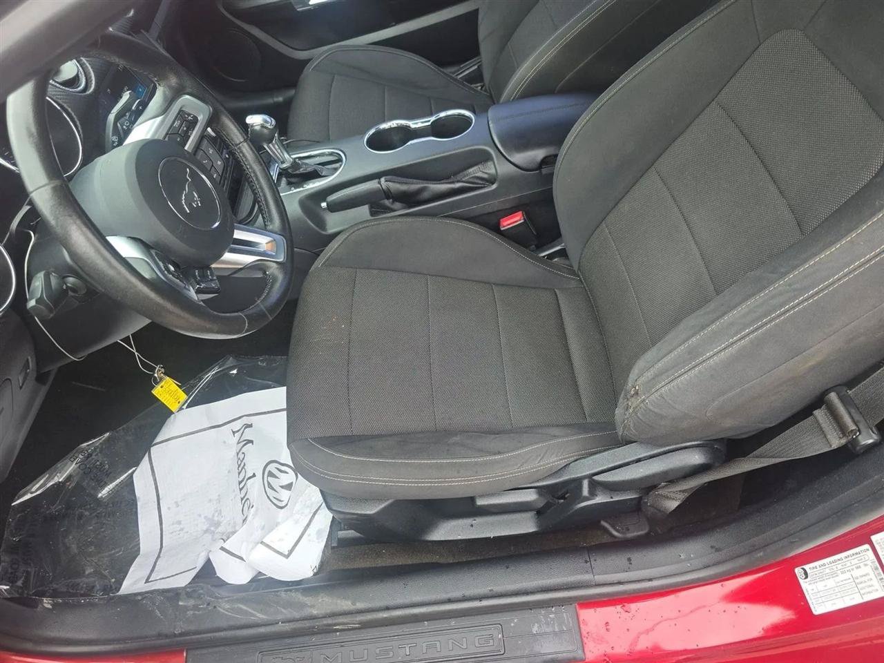 Used 2016 Ford Mustang Coupe RWD image 13