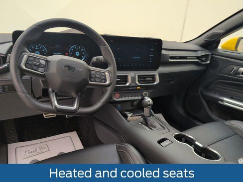 Used 2024 Ford Mustang Premium image 7