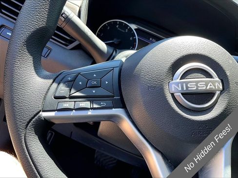 Used 2024 Nissan Altima 2.5 SV AWD/4WD image 15