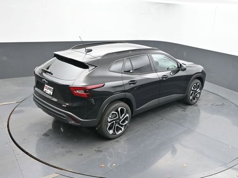 New 2026 Chevrolet Trax RS w/ Sunroof Package image 42