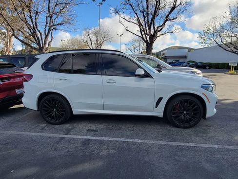 Used 2022 BMW X5 xDrive40i w/ M Sport Package image 8