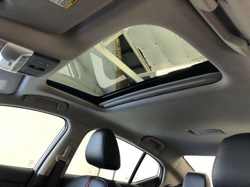 Certified 2025 Nissan Sentra SR w/ SR Premium Package image 22