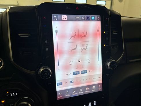 New 2026 RAM 1500 4x4 Crew Cab image 23