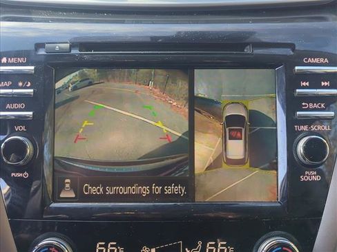 Used 2024 Nissan Murano SL image 15