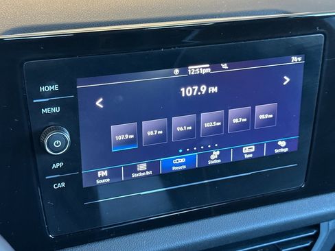 Used 2025 Volkswagen Jetta Sport FWD image 17