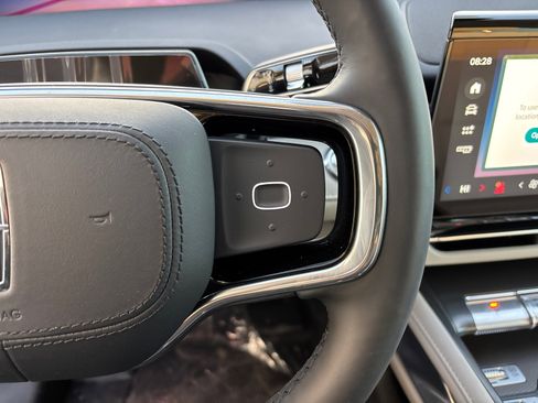 New 2026 Lincoln Nautilus Premier image 18