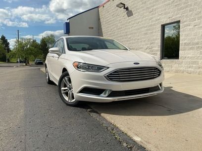 Used 2018 Ford Fusion SE w/ Fusion SE Technology Package