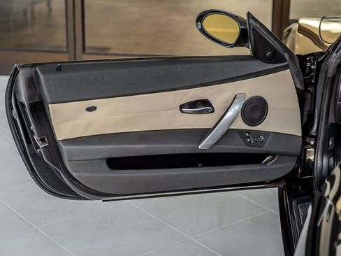 Used 2006 BMW M Roadster image 38