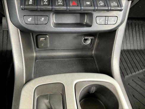 Used 2018 Chevrolet Colorado ZR2 AWD/4WD image 16