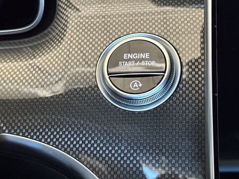 New 2025 Mercedes-Benz C 300 4MATIC Sedan image 26