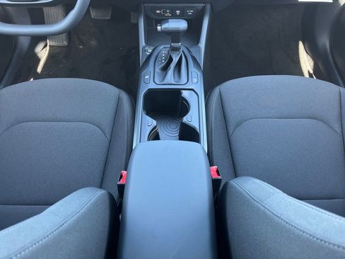 New 2026 Kia K4 LXS image 30