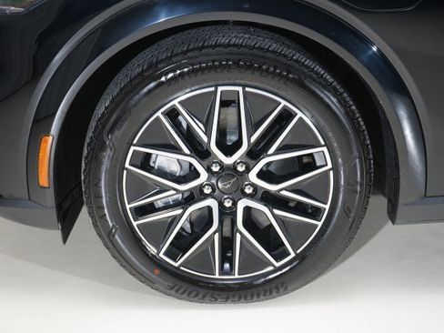 Used 2025 Ford Mustang Mach-E Premium image 17