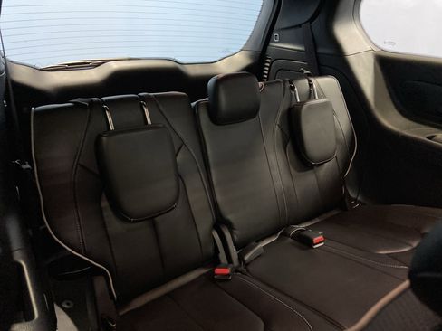 Used 2022 Chrysler Pacifica Limited w/ S Appearance Package image 44