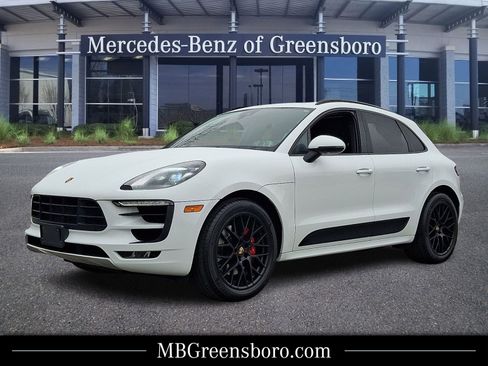 Used 2017 Porsche Macan GTS image 1