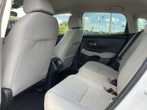 Used 2025 Honda HR-V LX image 16