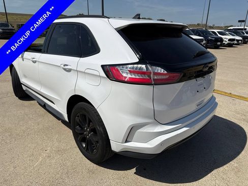 Used 2022 Ford Edge SE w/ Black Appearance Package AWD/4WD image 8
