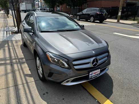 Used 2015 Mercedes-Benz GLA 250 4MATIC image 2