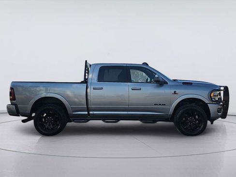 Used 2022 RAM 3500 Laramie AWD/4WD image 6