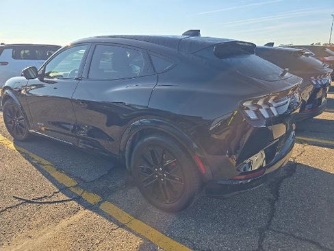 Certified 2025 Ford Mustang Mach-E Premium w/ Sport Appearance Package AWD/4WD image 7