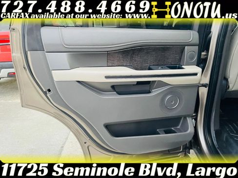 Used 2018 Ford Expedition Limited w/ Equipment Group 301A RWD image 15